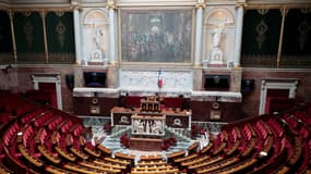 L'entourage de Macron assure que l'on "ne se trompe jamais en donnant la parole au peuple".