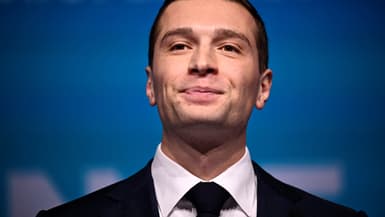 Le président du RN Jordan Bardella s'exprime à l'issue des élections européennes, le 9 juin 2024.