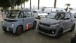 Une Ami et une Ligier, deux voitures sans permis, sur un parking de lycée à Ajaccio.